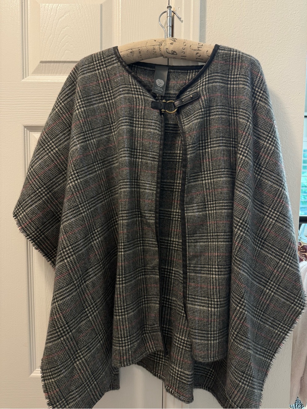Vince Camuto Gray Plaid Cape